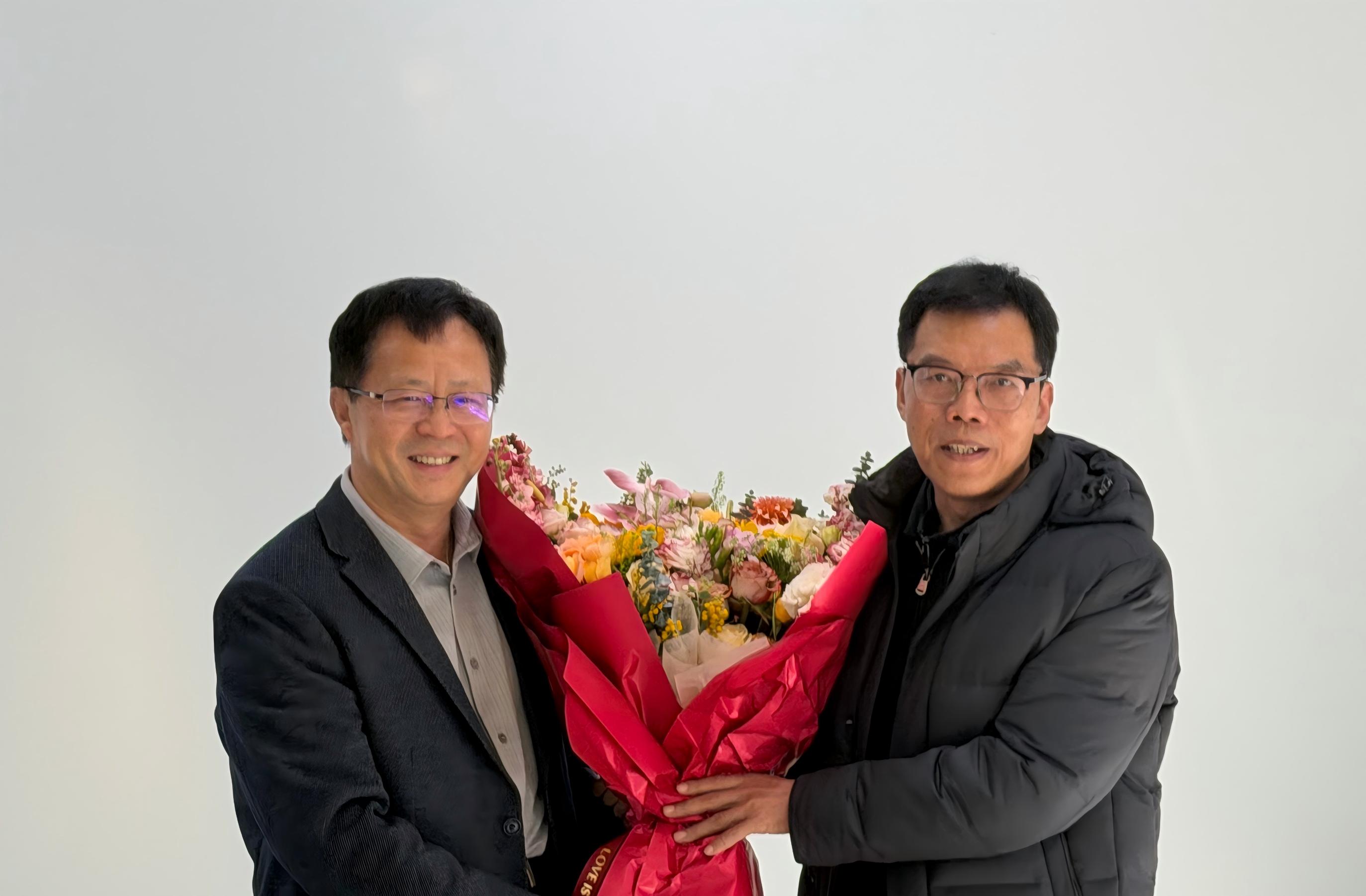 嘉宾来访丨省科技厅辅导陈学华一行光临XPJ官网，走访慰问首席科学家章毅教授